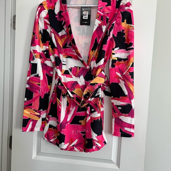 PrettyLittleThing Multicolor Abstract Blazer - Picture 2 of 2